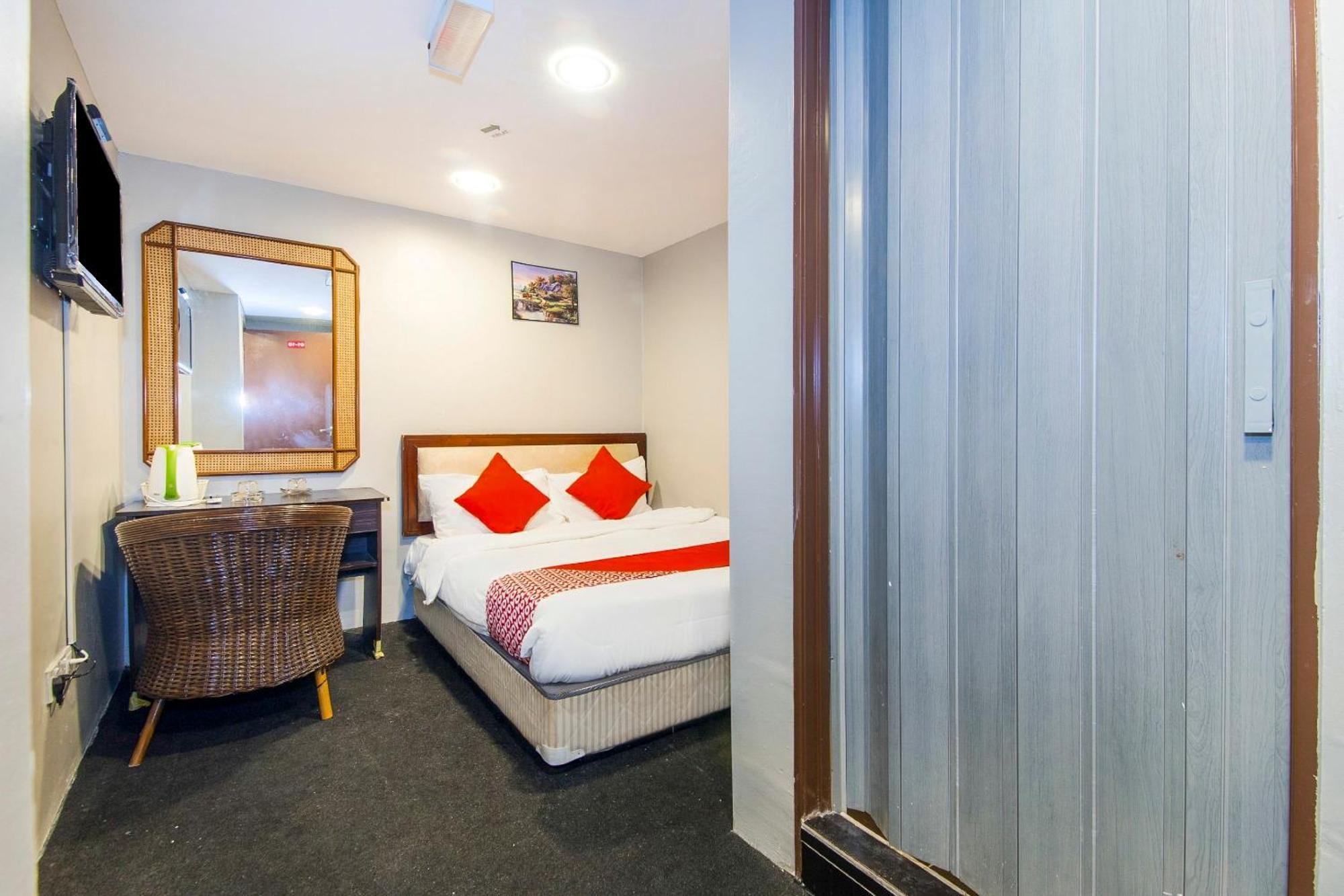 Oyo 90693 Sri Rampai Hotel Куала-Лумпур Экстерьер фото