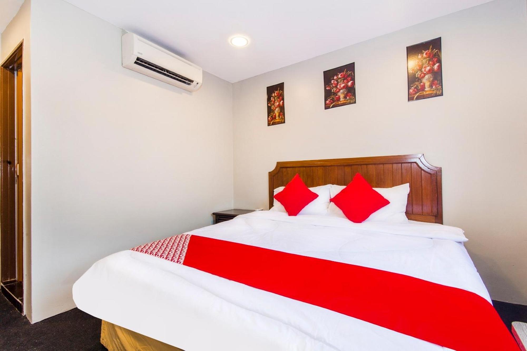 Oyo 90693 Sri Rampai Hotel Куала-Лумпур Экстерьер фото